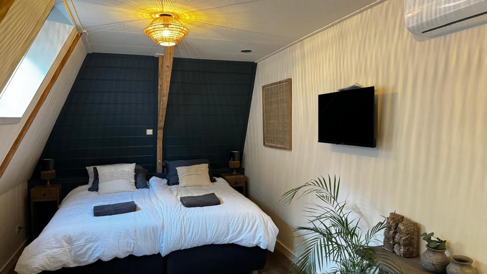 De Zaandbarg Bed & Breakfast Nijeveen Екстериор снимка